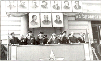 М.И.Калинин на митинге в Выборге. Май 1940 года.
